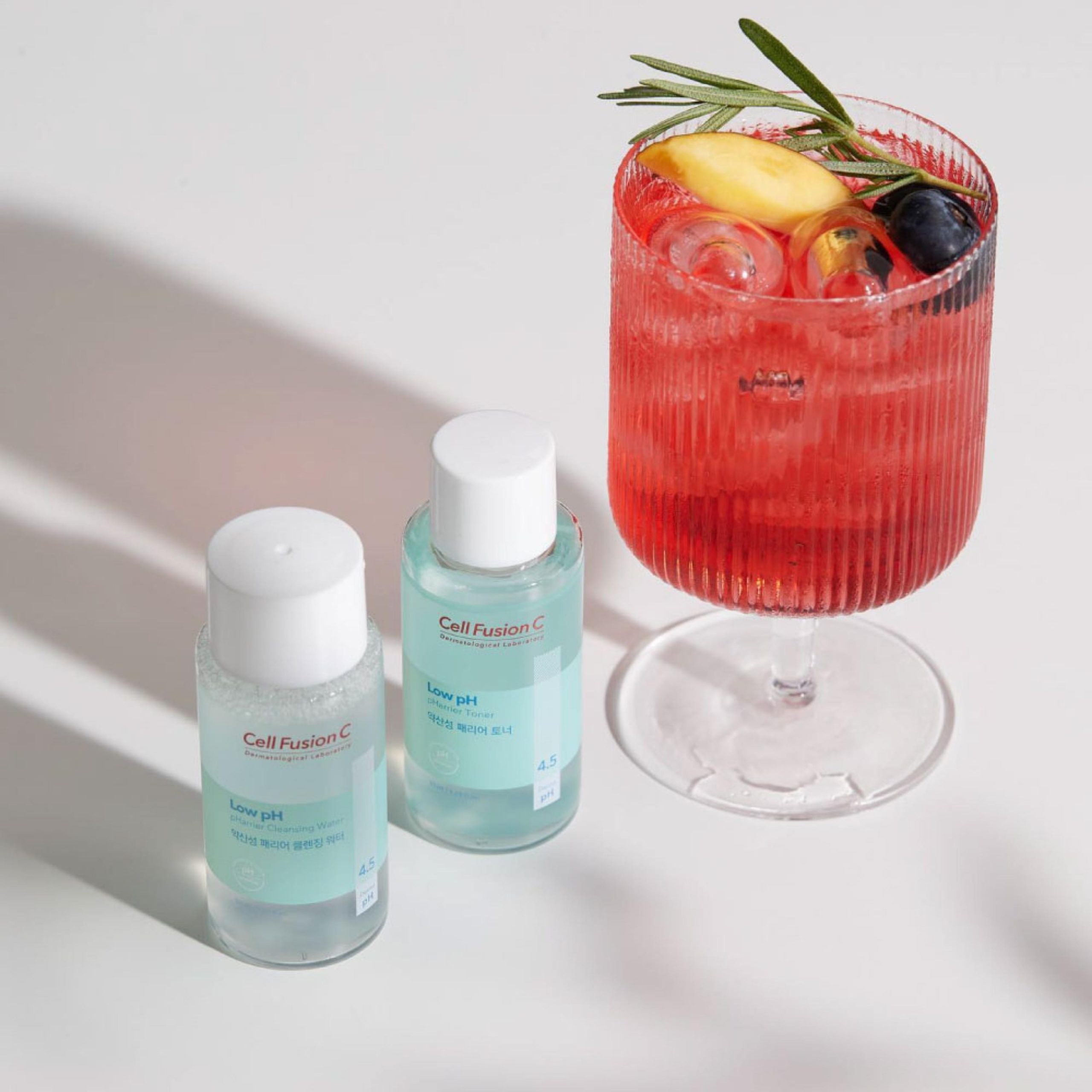 Nước cân bằng PH thấp, tăng cường hàng rào bảo vệ da 300ml – Cell Fusion C Low pH pHarrier Toner