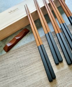 Bộ đũa ăn cao cấp nâu cán đen