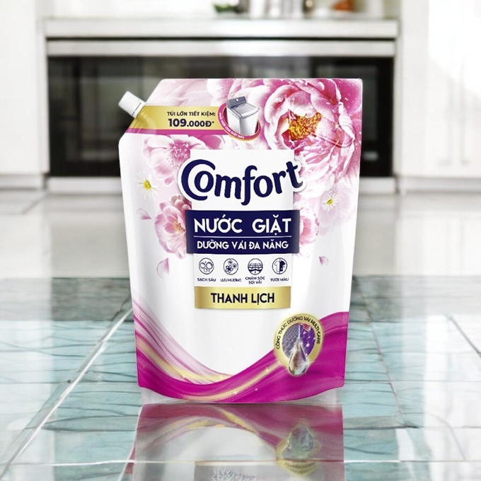Nước giặt Comfort dưỡng vải thanh lịch túi 3,6kg