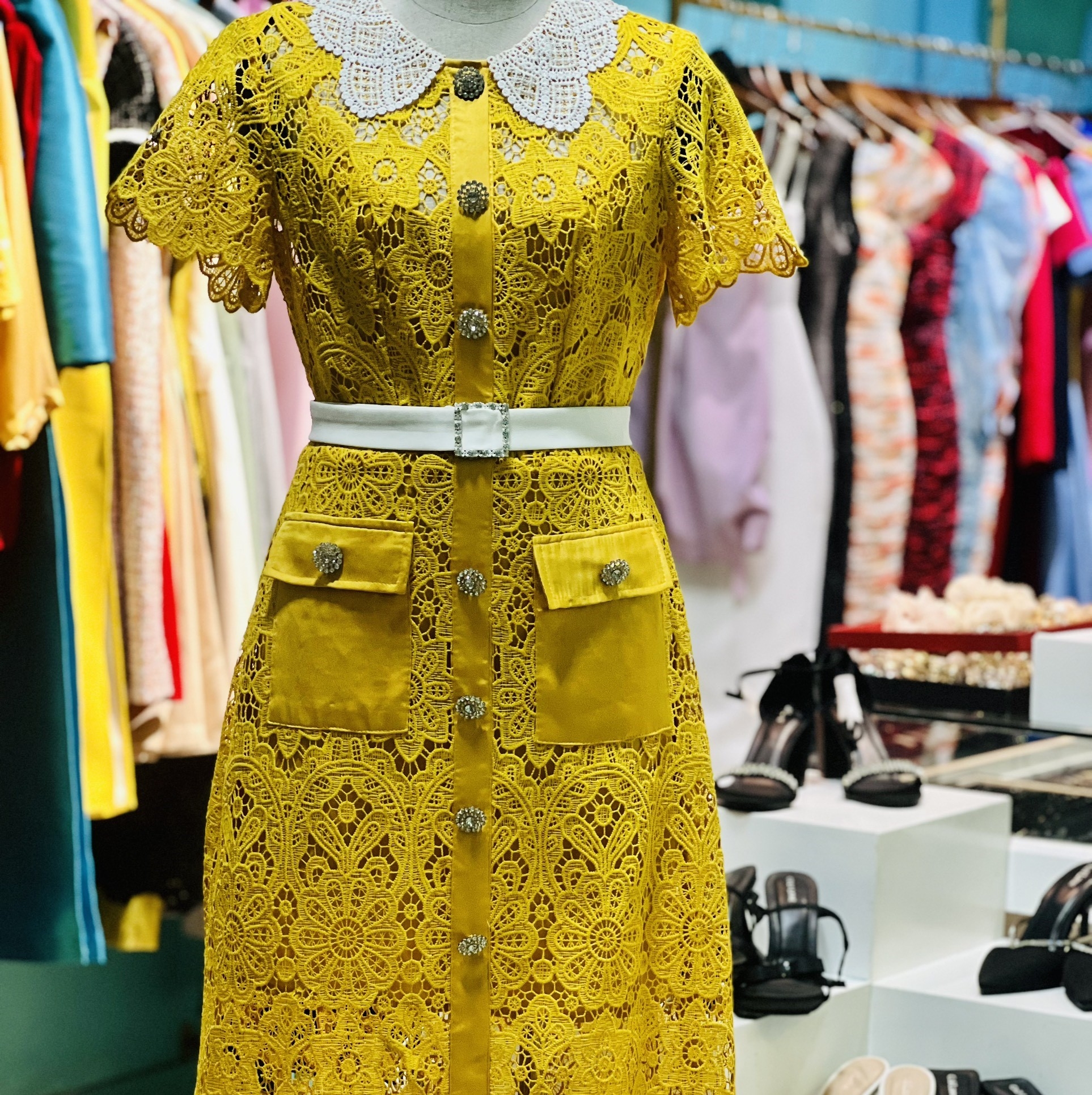 Đầm ren Túi vuông Joyce