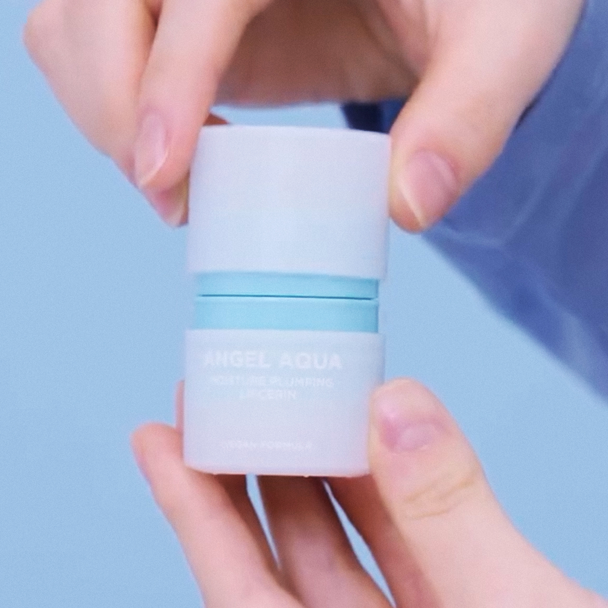 Son dưỡng môi thuần chay Beyond Angel Aqua Moisture Plumping Lipcerin 15ml