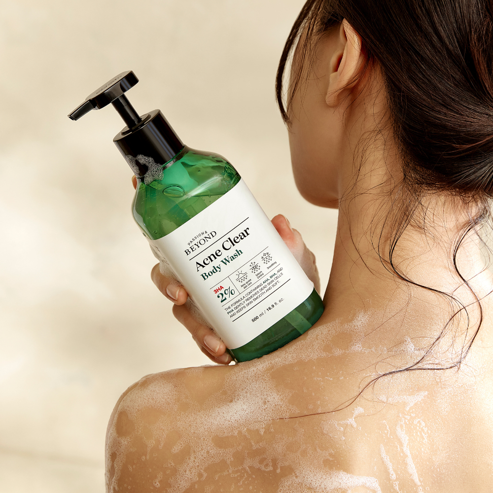 Sữa tắm thuần chay làm sạch mụn cơ thể Beyond Acne Clear Body Wash 500ml