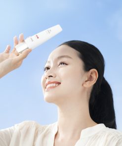 Kem chống nắng OHUI RED có UV cao, ngăn bụi bẩn, chống thấm nước và giúp giảm vết ửng đỏ – 50ml