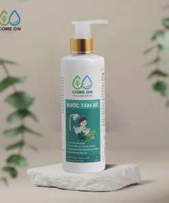 Nước tắm bé thảo dược COME ON làm sạch, mát da, ngừa rôm sảy 250ml