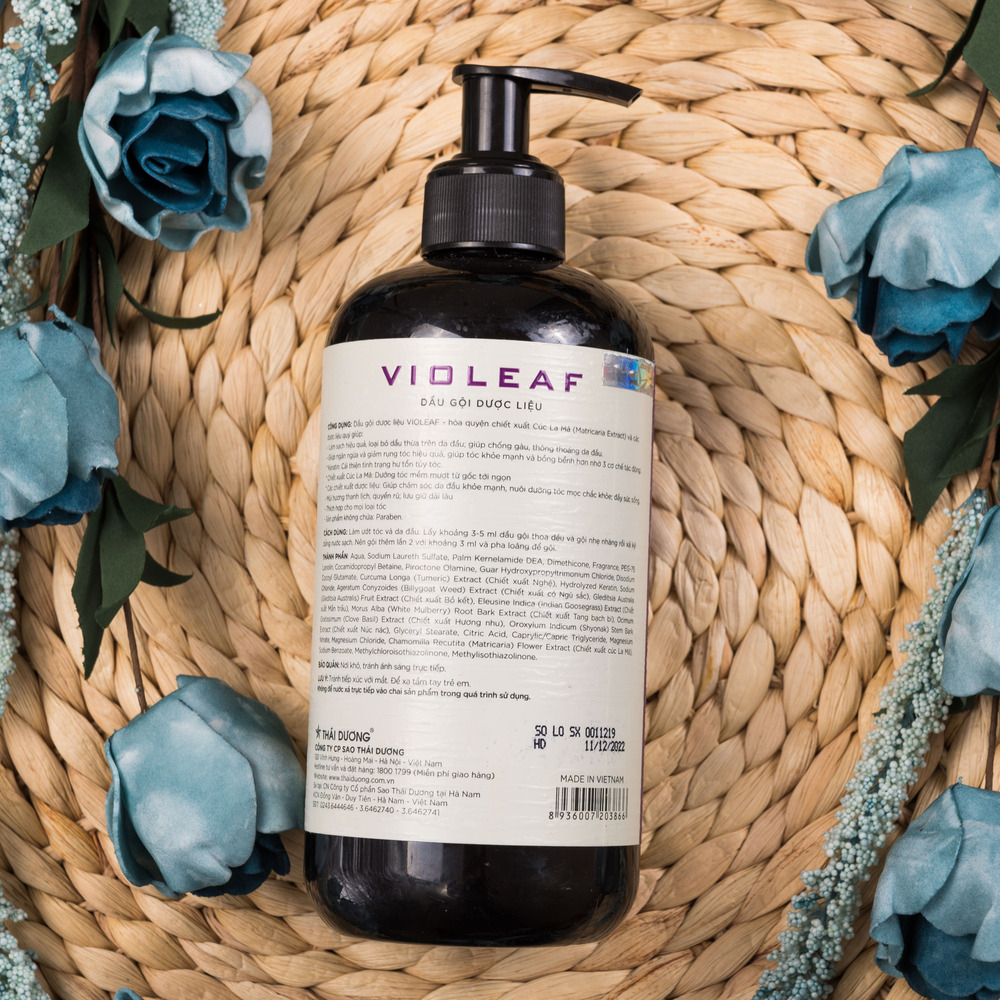 Dầu gội dược liệu Violeaf Sao Thái Dương (chai 480ml)