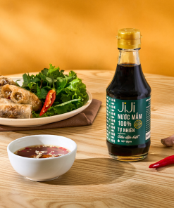 Nước mắm tự nhiên JI JI Siêu đặc biệt 50 đạm 200ml