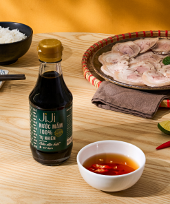 Nước mắm tự nhiên JI JI Siêu đặc biệt 50 đạm 200ml