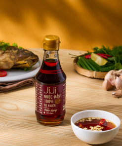 Nước mắm tự nhiên JI JI Hảo hạng 20 đạm 200ml