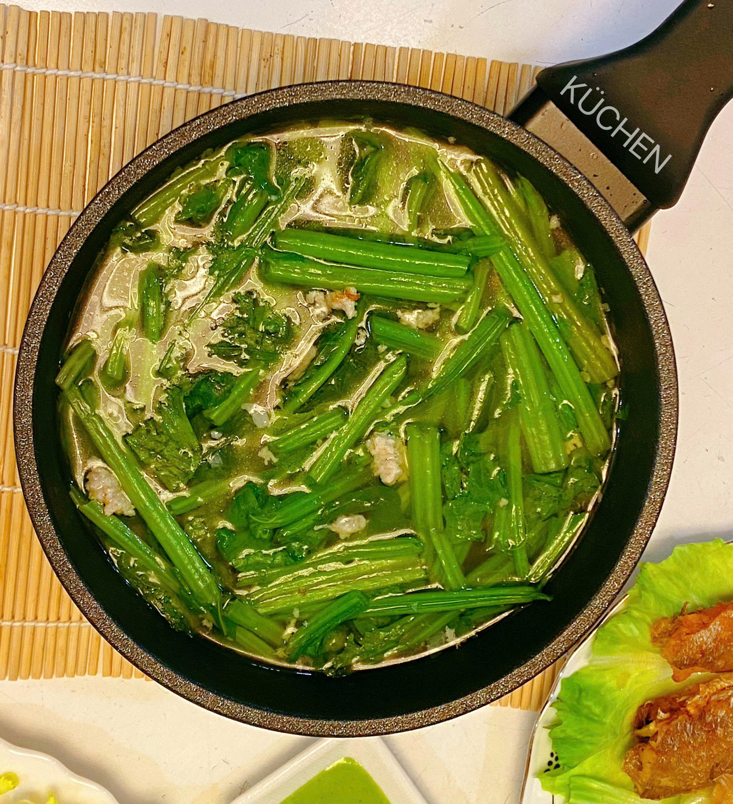 Chảo Ý phủ kim cương 28cm