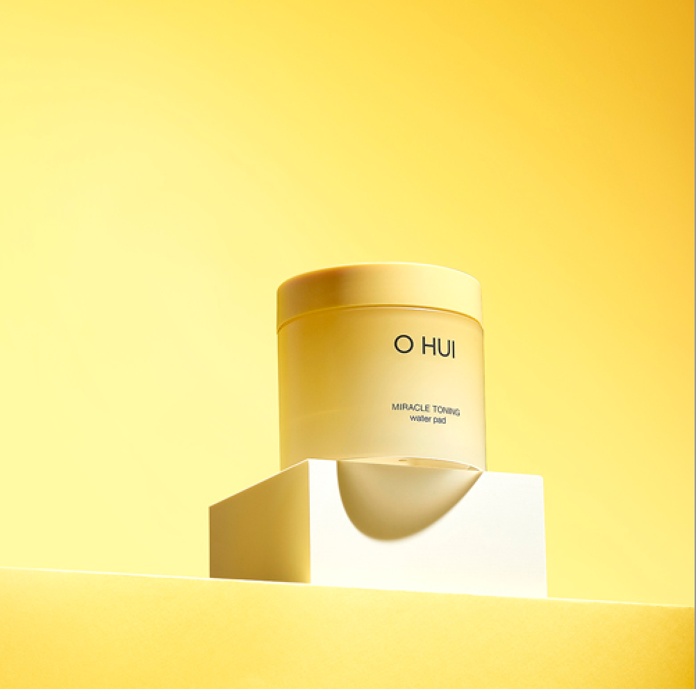 Miếng Pad 2 mặt bông OHUI tẩy tế bào chết dịu nhẹ và cung cấp dưỡng chất làm sáng da – 70 miếng