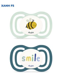 Núm ti giả chỉnh nha chống hô cho bé Dodie