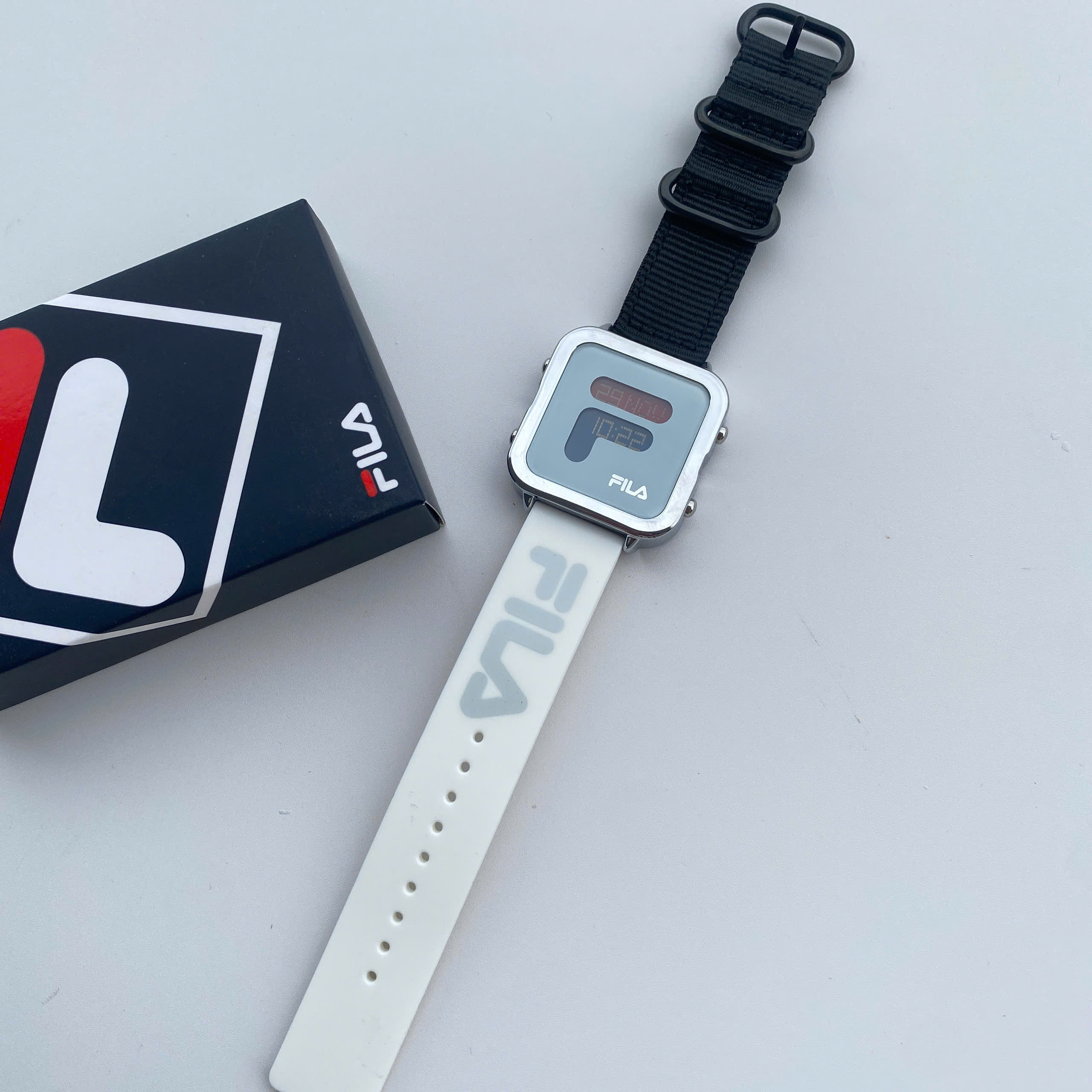 Đồng hồ đeo tay Fila – 38-6088-101