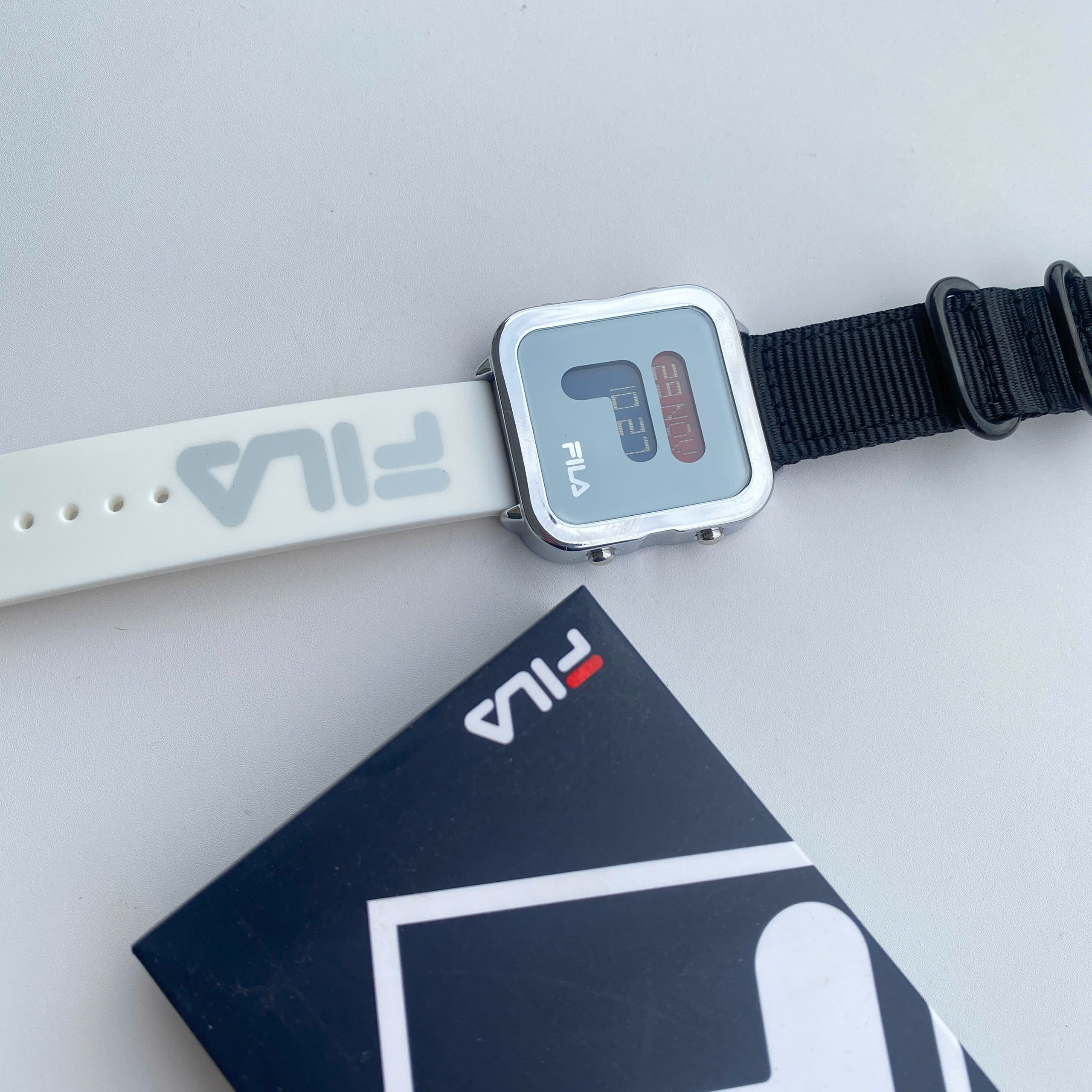 Đồng hồ đeo tay Fila – 38-6088-101