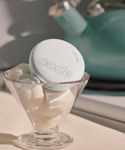 Phấn phủ dạng nén kiềm dầu CODE GLOKOLOR mỏng mịn, hấp thụ dầu thừa, khô thoáng OIL CUT PACT – 8g